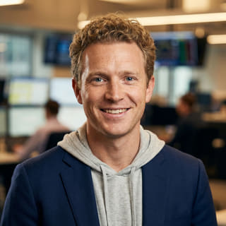 Ryan Brooks, analyste principal en trading chez Trace Fondiv, photo de profil
